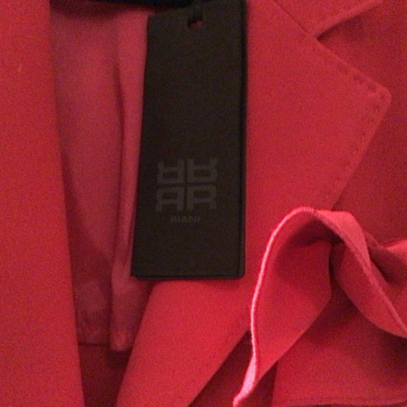 BRAND NEW Riani EU 44 (US Large)- Rose Coloured Blazer/ Jacket - Picture 3 of 3